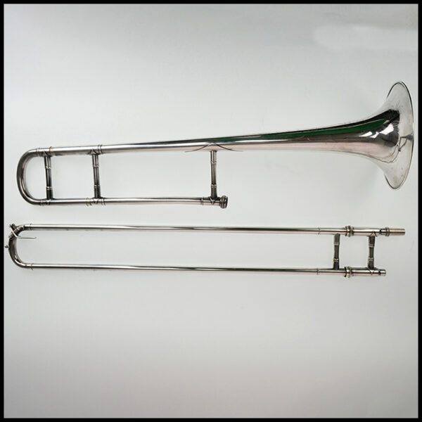 Trombon i Bb Courtios, silver (begagnad) - Bild 2